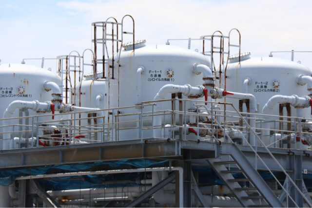 画像：原子力・化学プラント配管据付及び溶接工事